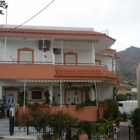 Xenos Apartments Keratokambos Bagian luar foto